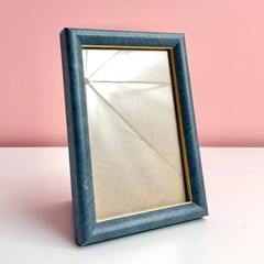 Vintage Faux Leather Curved Border Frame for 4×6 Photo