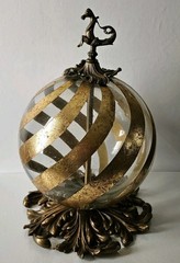 Hollywood Regency Decor Ornate Glass Gold Stripe Round Sculpture Horse Finial