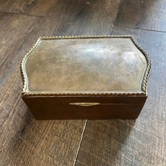 Vintage Mottahedeh Design Brass Trinket Jewelry Box Made in India Rope Trim 6″