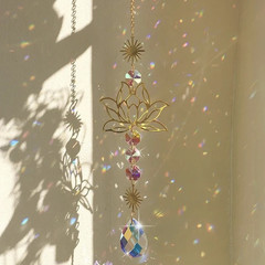 1pc Crystal Lotus Sun Catcher: Rainbow Maker Prism Hanging Garden Decor – NEW