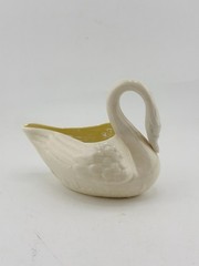 Vintage Belleek Ireland Swan Dish Planter Ivory Yellow Lustre 4”