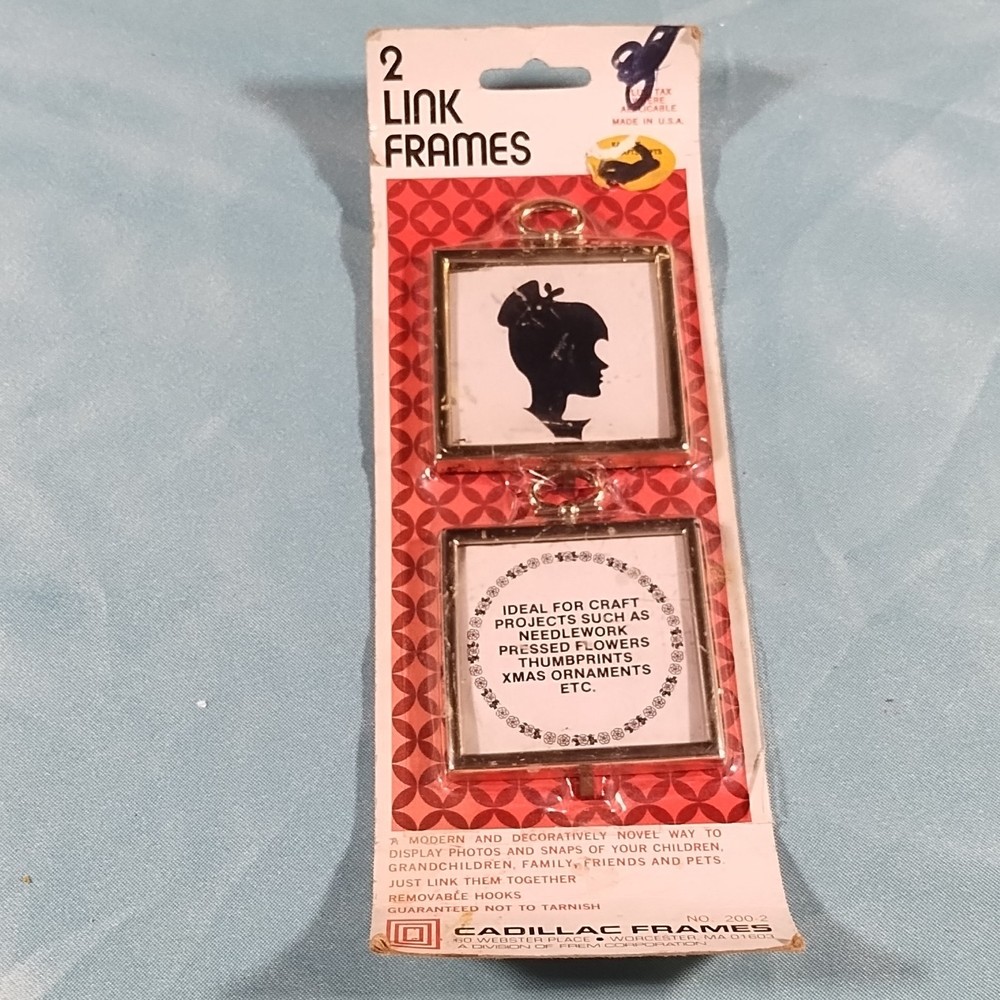 Cadillac Frames Gold Square Link Frame Hanging Metal 2 Photo Capacity