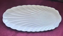 Studio Nova Sea Shell Serving Tray Platter Dish White Scalloped Japan 21.5 x 10
