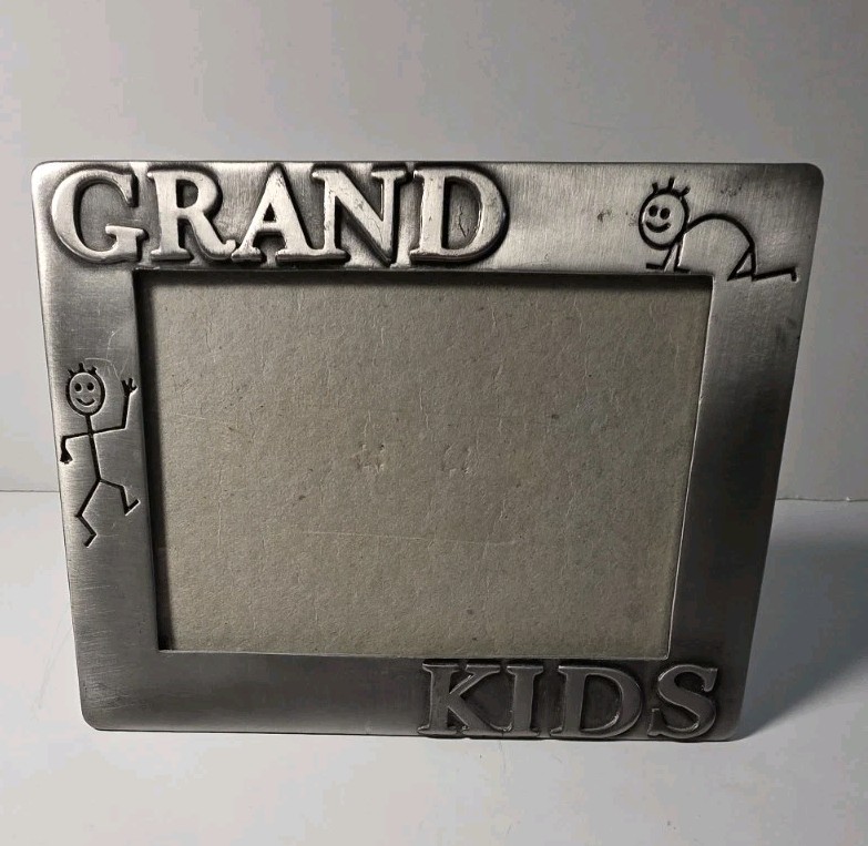 6″x 4.75″ Grand Kids Picture Frame Metal Finished With Embossed Stick Figure
