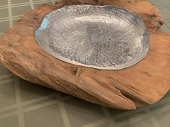 19″ Custom Made Natural Wood With Aluminum Centerpiece Bowl by Dimond Home MINT!
