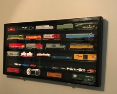 Train Display Case HO Scale Walnut Cabinet Railroad Car Locomotive Wood US Frame