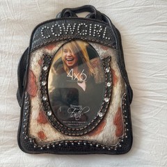 RENEWING FAITH 4″ x 6″ Cowgirl Horseshoe Resin Picture Frame Shaped as Backpack