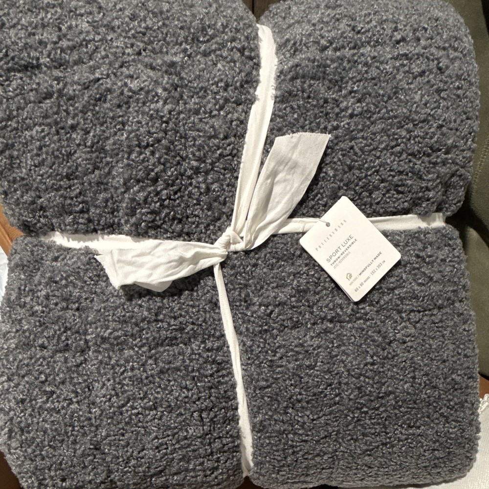 Pottery Barn Sport Luxe Reversible Faux Fur 60×80 Gray Retail $199-Retired