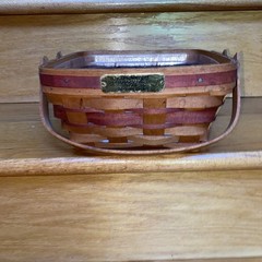 Longaberger 1993 Christmas Collection Bayberry Basket with Protector