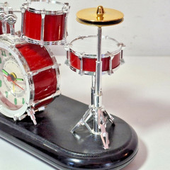 Quartz Collectable Drum Set Red Analog Alarm Clock Music Battery Powered