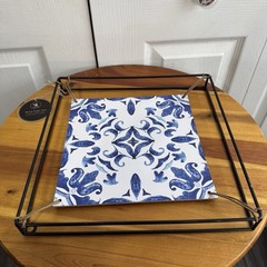 Blue White Abstract Pattern Metal Table Top Decor Business Office NEW