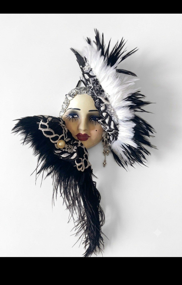 Unique Creations Black & White Feather Ceramic, Wall Decor