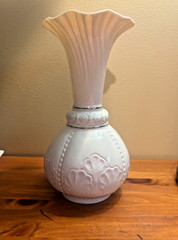 Vintage 1980’s Belleek Porcelain Large Vase «Rossmore» 9.5″ T Brown Stamp