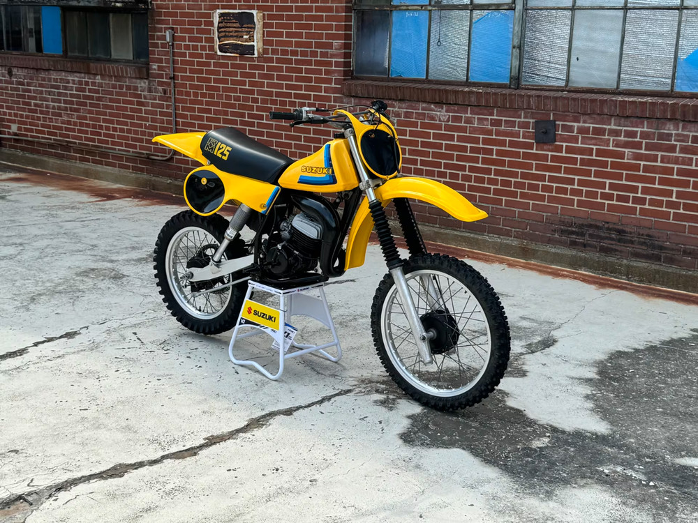 1979 Suzuki RM125 Motorcycle POSTER 24 X 36 INCH Sweet!