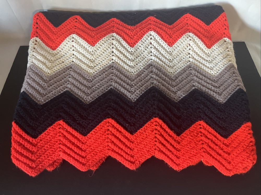 Afghan Throw Blanket Knit Crochet ZigZag Chevron Tri-Colors Handmade VTG 43”x78”