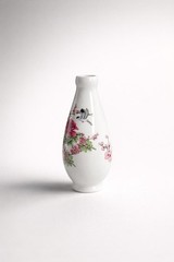 Small Jingdezhen Famille Rose Vase 4in Unmarked Porcelain Hand-Painted Decor