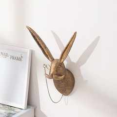 Art Deco Animal Head Wall Sculpture – Brass-Toned Resin | Vintage-Inspired 3D…
