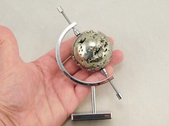 Display Stand CALIPER Type Adjustable Chrome Medium Size