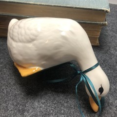 Vintage Cottage Core White Ceramic Goose Duck Home Decor Shelf Sitter Set/2