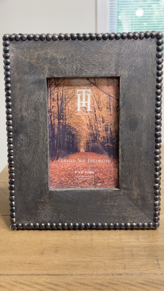 Black/brown Wood Beaded Border Tabletop Photo Frame 4×6 Rear-Loading Portrait