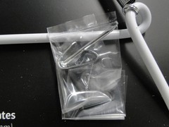 Tripar Smooth White Wire Display Hanger (s) for one 15″ – 20″ Plate