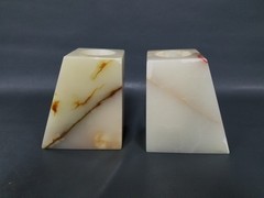 VTG 5″ Tall Solid Onyx Red / Gold / Tan Veined Candleholder Bookends – Slanted