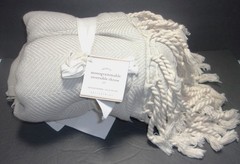 Pottery Barn Mark & Graham Herringbone Monogrammable Beige Throw Blanket 50×60″