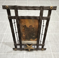 Black Metal Western Barbed Wire & Star Photo Frame, Freestanding 3.5×5