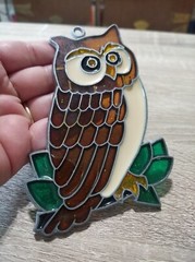 vintage 1980s suncatcher. OWL