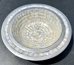 Abalone Shell in Stainless Steel 10 1/2″ Serving Bowl Fruit Nuts Vtg Pier 1