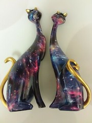 2 Cat Statues, Multi-color Cat Figurine Resin Home Decor Starry Sky