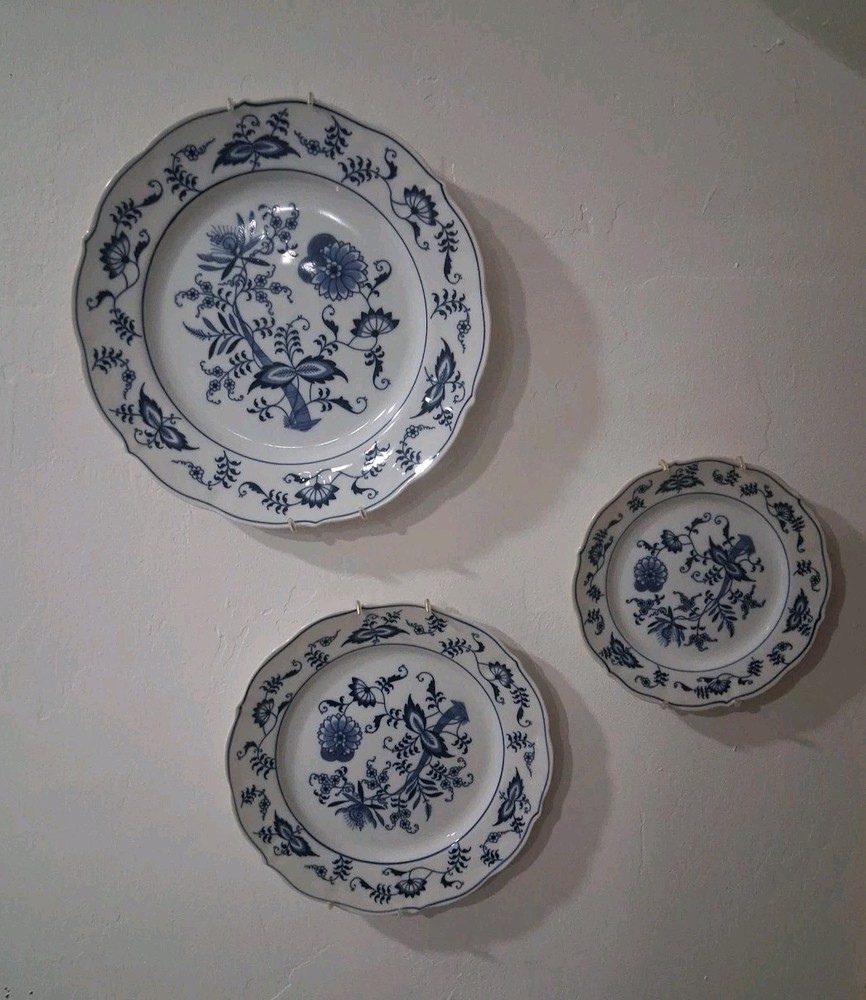 Vintage Blue And White Danube China Japan Mini Gallery Wall Plates Cottagecore