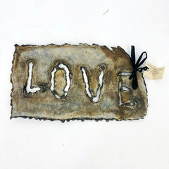 Rustic Rusty Metal Love Sign 10×6 Wall Decor Farmhouse Primitive Art