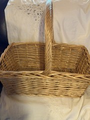 VTG Extra Large Rectangular Wicker Basket with Handle 24”x 18.5”