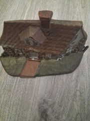 Antique Hubley Cast Iron Doorstop Cape Cod Cottage #32
