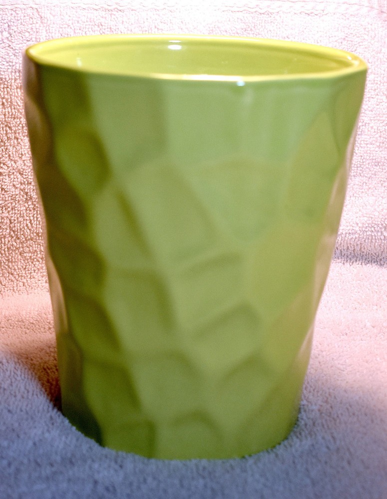 Medium Hammered Texture Lime Green Flower Pot Shaped Vase