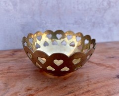 Gold Metallic Brass Metal Heart Cutout Decorative Round Bowl 5 in Dia x 2.5 in