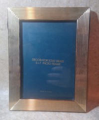 Decorator Solid Brass 5×7 Photo Frame Made in Korea 6.75″x8.75″ Easel Back