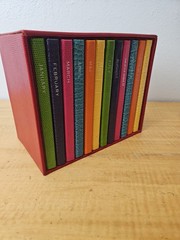 Pottery Barn NOTEBOOKS OF THE YEAR boxed set, red box, multicolor books unused
