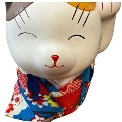 Japanese Maneki Neko Lucky Cat Figurine Ceramic Floral Fabric Kimono Calico
