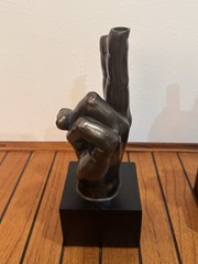 Modern Peace Sign Hand Sculpture – Metallic Finish – 10.5” Tall