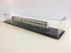 Train Display Case HO Scale 24″ Acrylic Railroad Model Locomotive USA Cabinet