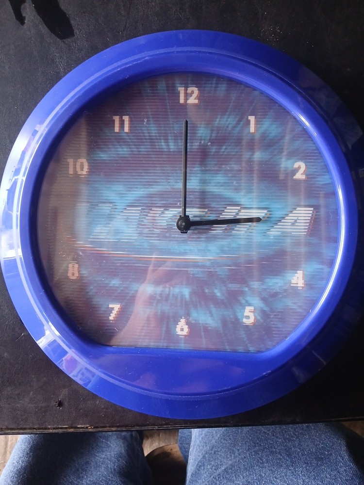 Budlight Clock Make It A Budlight Flashes Across Clock