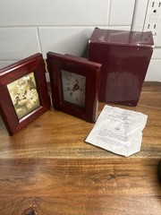Jordan Mark Quartz Clock & Picture Frame Wooden Desk Vintage 2″ x 3″ Photo