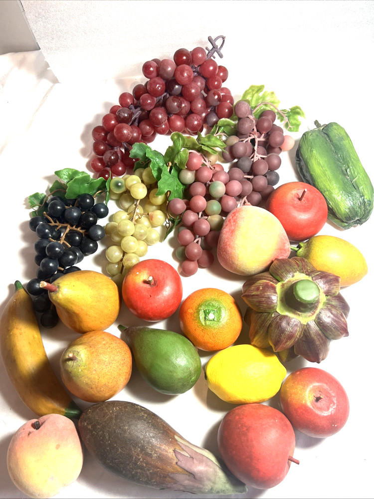Lot Of 21 Pcs Faux Realistic Fruits, Mixed Materials