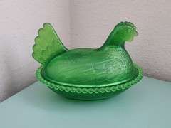 5″ Plastic Nesting Hen on Nest Covered Candy Dish -Choose Your Color- Acrylic