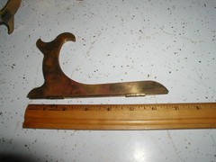 Vintage smooth Brass Easel Picture Stand 7″ tall Hollywood Regency Rococo