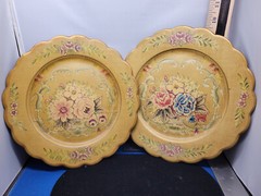 Decorative Plate 9 Inches Set of 2 Gold Floral Theme 361