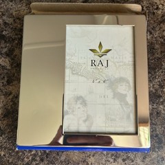 RAJ Collection 4 x 6 Silver Plated Picture Frame NIB + FAST Shipping!