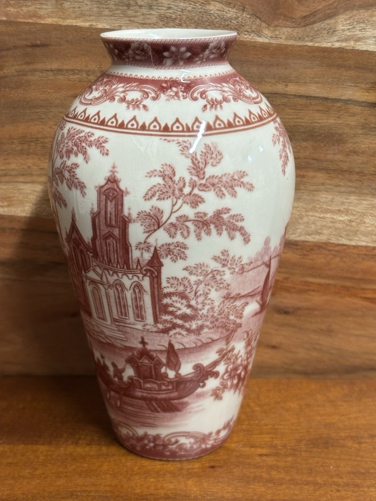 Burton & Burton Red Transferware Victorian Porcelain China Castle 6 3/4″ Vase